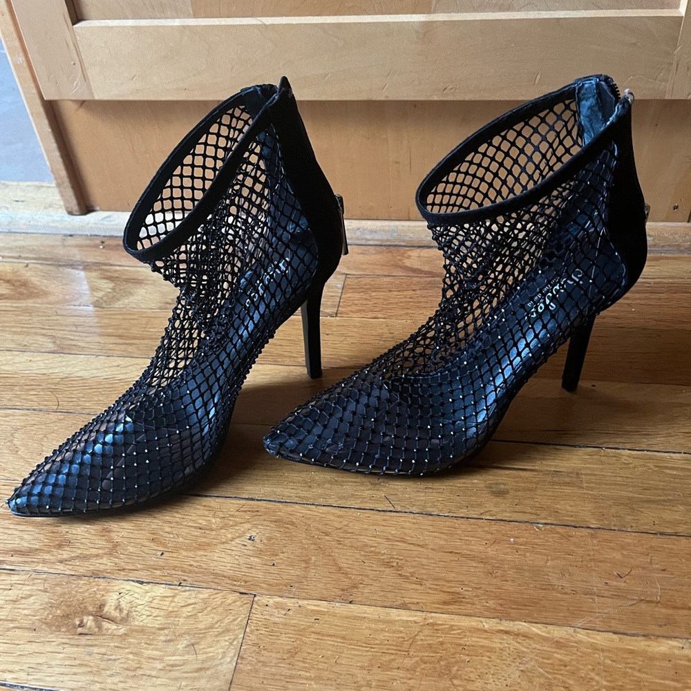 Charles David Black Mesh Clear Heels